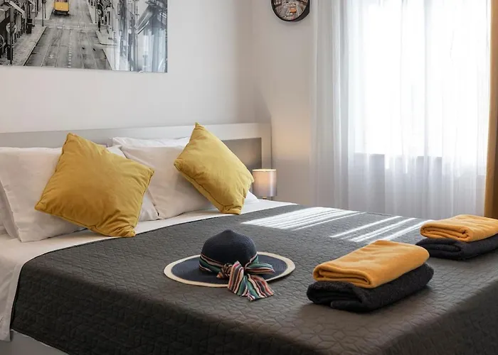 Nia Deluxe & Elegance * دوبروفينك