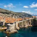 Nia Deluxe & Elegance Ντουμπρόβνικ