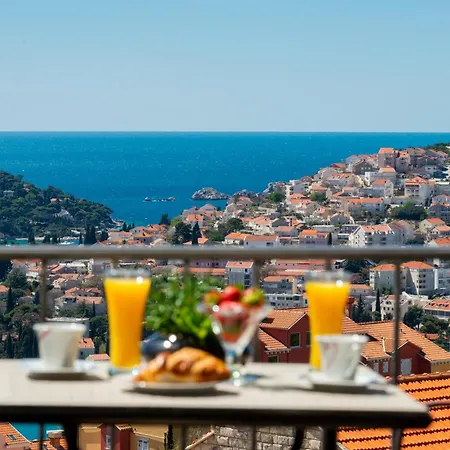 公寓 Nia Deluxe & Elegance *