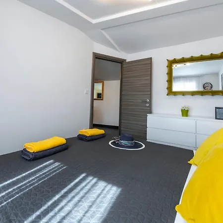 Apartman Nia Deluxe & Elegance