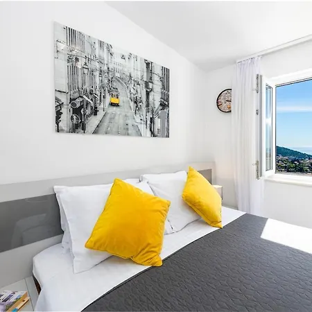 Apartman Nia Deluxe & Elegance