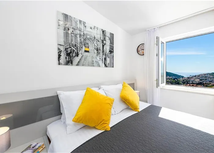 Apartment Nia Deluxe & Elegance